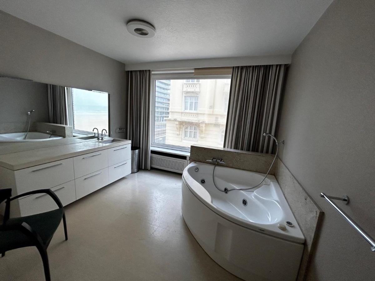 Very Spacious Family Apartment With Seaview T16 Oostende Exterior foto